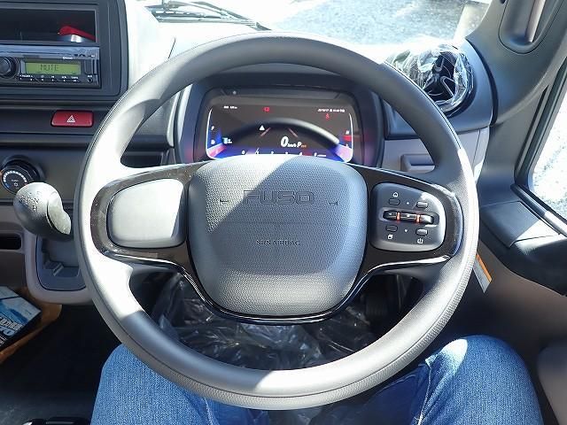 MITSUBISHI CANTER 2025 Image 31