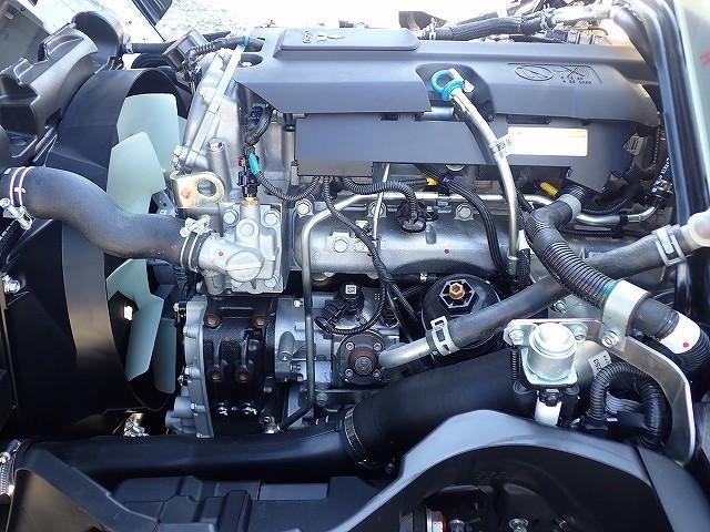 MITSUBISHI CANTER 2025 Image 31