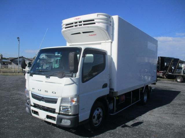 MITSUBISHI CANTER 2018 Image 31
