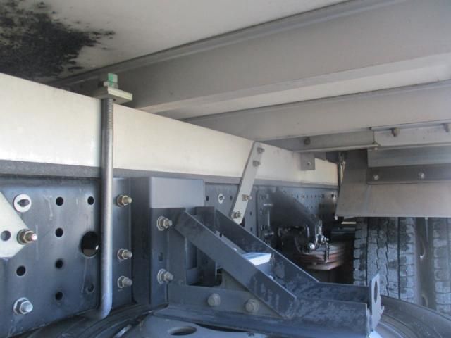 MITSUBISHI CANTER 2018 Image 31