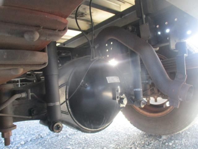 MITSUBISHI CANTER 2018 Image 31