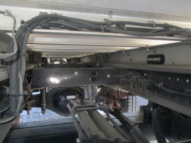 MITSUBISHI CANTER 2018 Image 31