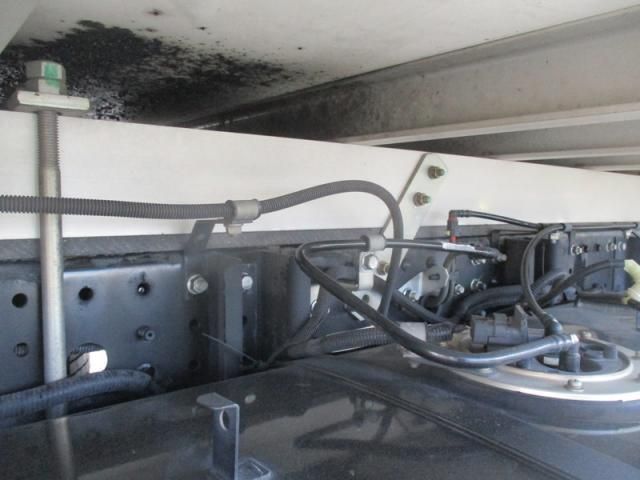 MITSUBISHI CANTER 2018 Image 31