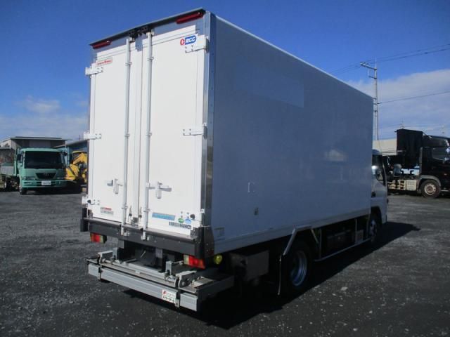 MITSUBISHI CANTER 2018 Image 31