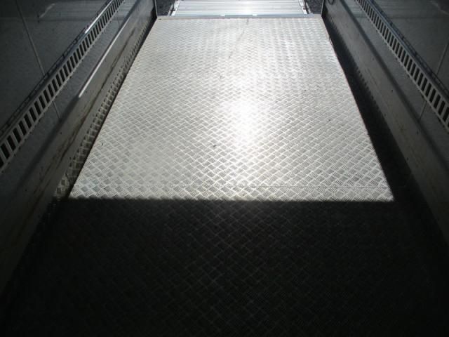 MITSUBISHI CANTER 2018 Image 31