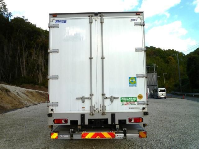 NISSAN DIESEL QUON 2019 Image 31