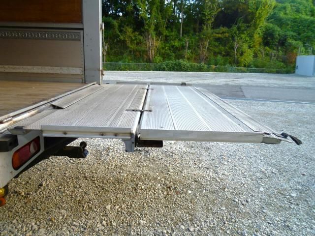 NISSAN DIESEL QUON 2019 Image 31