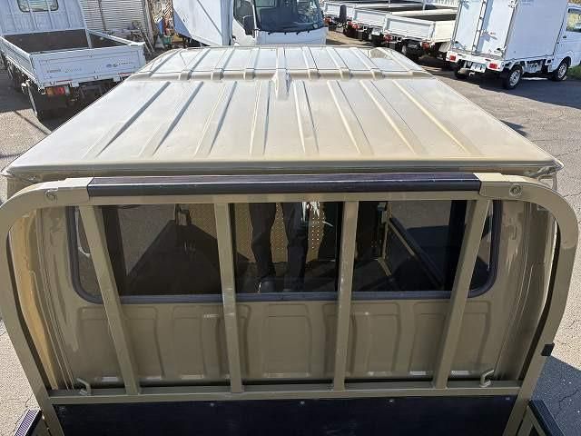 ISUZU ELF 2019 Image 31