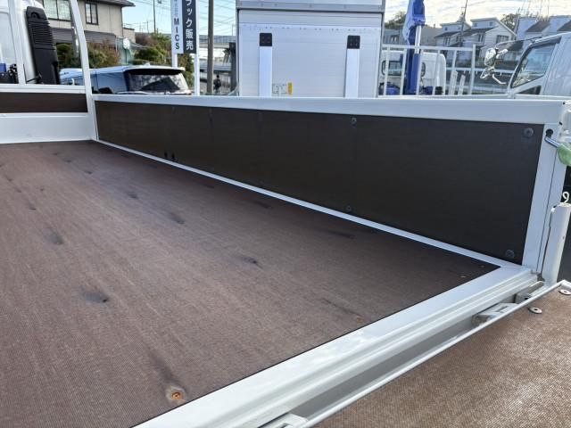 HINO DUTRO 2025 Image 31