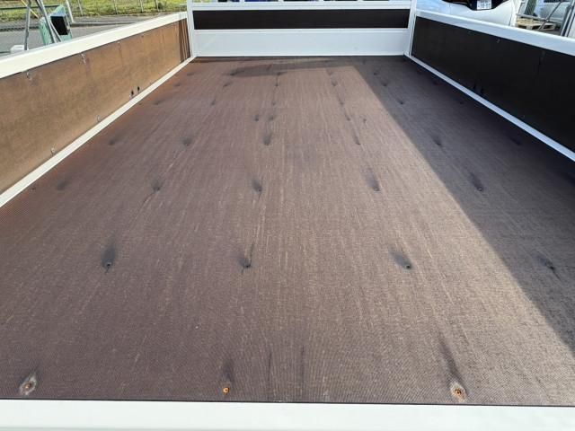 HINO DUTRO 2025 Image 31