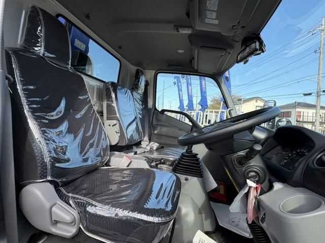 HINO DUTRO 2025 Image 31