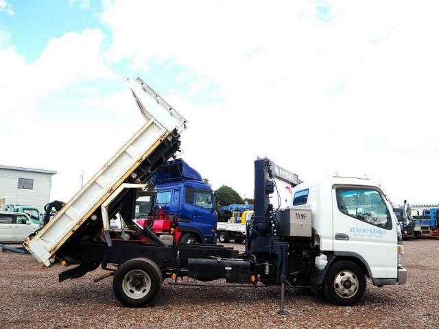 MITSUBISHI CANTER 2004 Image 31