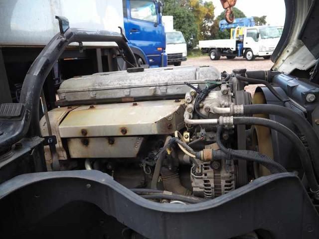 MITSUBISHI CANTER 2004 Image 31
