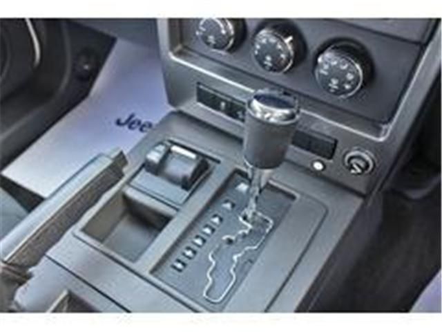 JEEP CHEROKEE 2011 Image 31