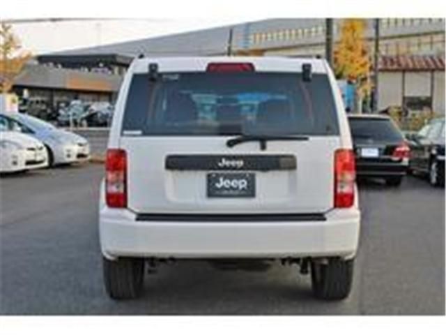JEEP CHEROKEE 2011 Image 31