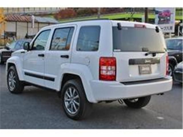 JEEP CHEROKEE 2011 Image 31