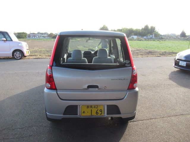SUBARU PLEO VAN 2004 Image 31