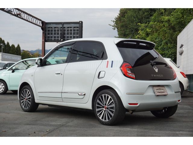 RENAULT TWINGO 2019 Image 31