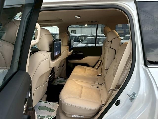 TOYOTA LANDCRUISER WAGON 2024 Image 31