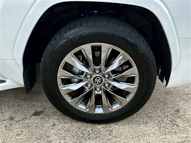 TOYOTA LANDCRUISER WAGON 2024 Image 31