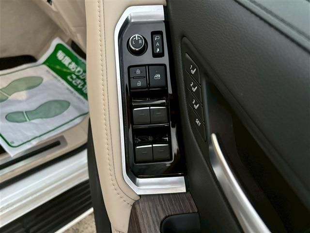 TOYOTA LANDCRUISER WAGON 2024 Image 31