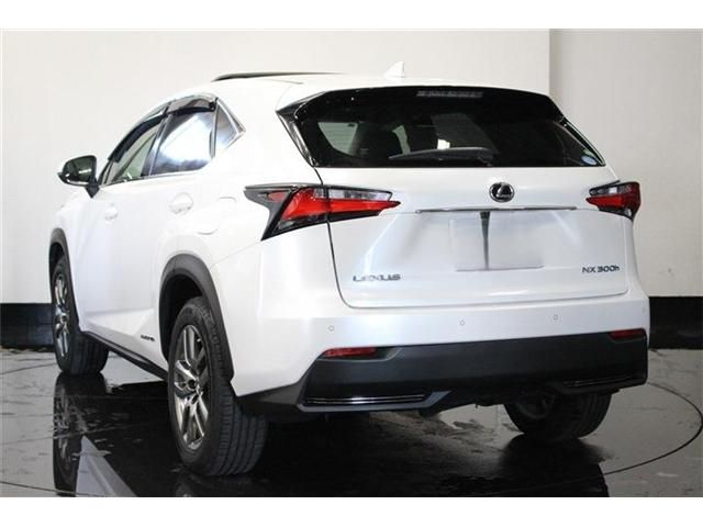 TOYOTA LEXUS NX300H AWD 2015 Image 31