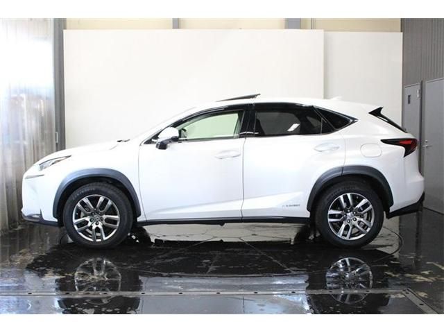 TOYOTA LEXUS NX300H AWD 2015 Image 31