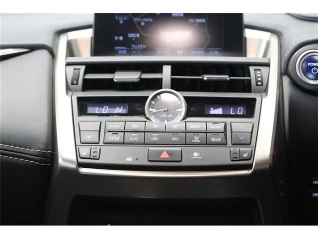 TOYOTA LEXUS NX300H AWD 2015 Image 31