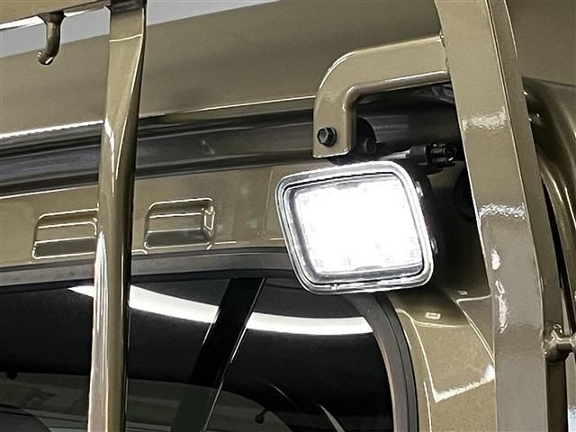 DAIHATSU HIJET TRUCK 4WD 2022 Image 31