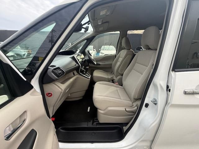 NISSAN SERENA  WG 2016 Image 31