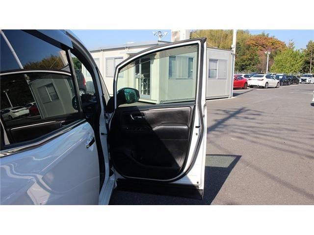 TOYOTA ESQUIRE HYBRID 2016 Image 31