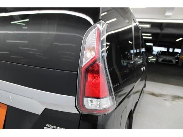 NISSAN SERENA  S-HYBRID 2016 Image 31