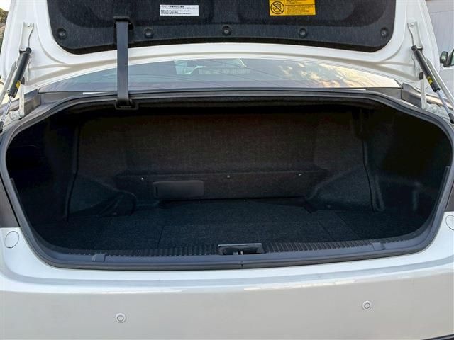 TOYOTA CROWN SEDAN HYBRID 2015 Image 31