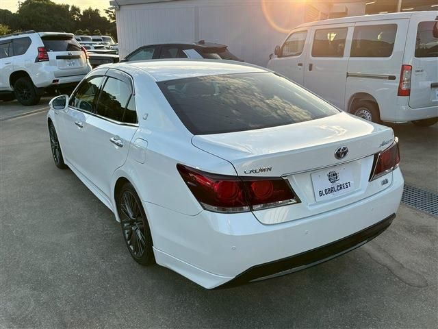 TOYOTA CROWN SEDAN HYBRID 2015 Image 31