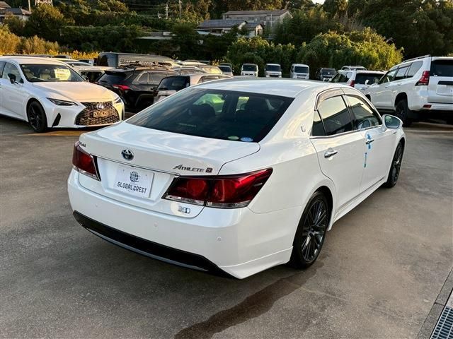 TOYOTA CROWN SEDAN HYBRID 2015 Image 31