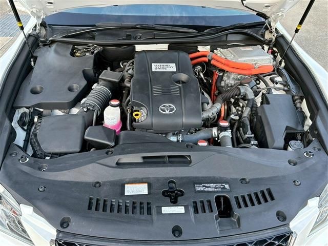 TOYOTA CROWN SEDAN HYBRID 2015 Image 31