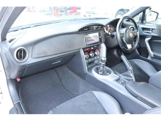 TOYOTA 86 2017 Image 31