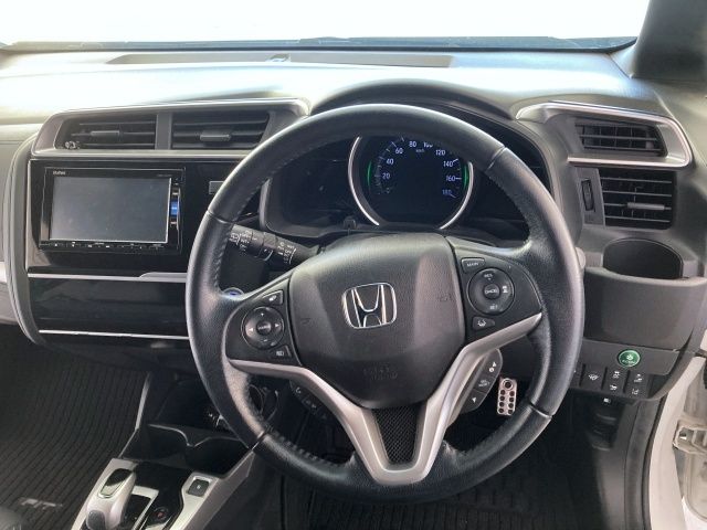 HONDA FIT HYBRID 2018 Image 31