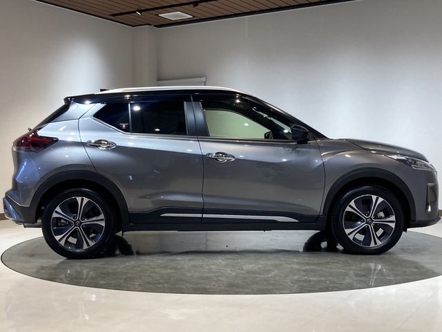 NISSAN KICKS 2025 Image 31