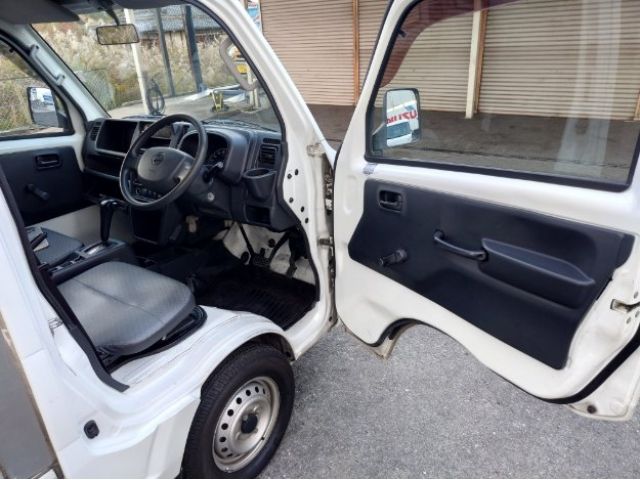 NISSAN NT100 CLIPPER 2016 Image 31