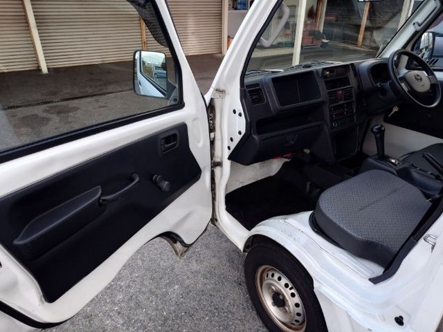 NISSAN NT100 CLIPPER 2016 Image 31