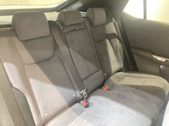 TOYOTA LEXUS RZ450E 2023 Image 31
