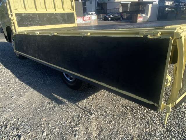 MITSUBISHI CANTER 1984 Image 31