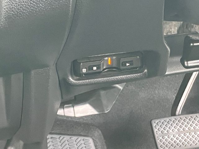 HONDA FIT HYBRID 4WD 2018 Image 31