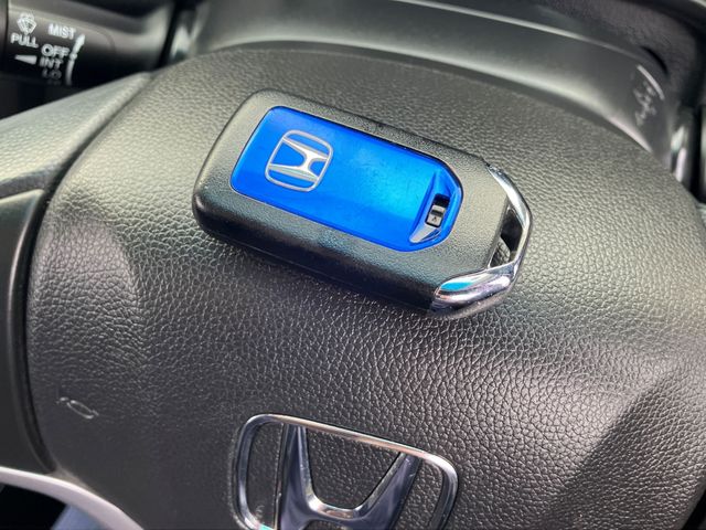 HONDA FIT HYBRID 4WD 2018 Image 31