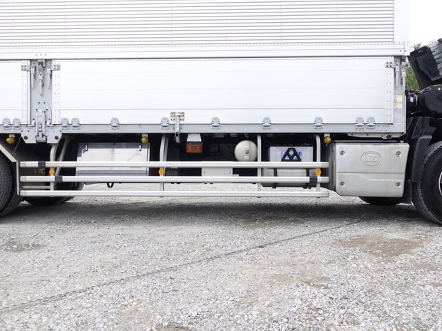 NISSAN DIESEL QUON 2018 Image 31