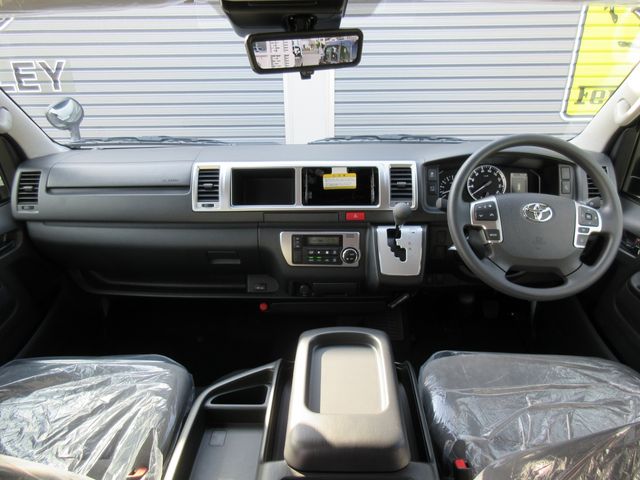TOYOTA HIACE WAGON 4WD 2025 Image 31