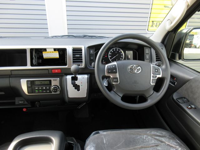 TOYOTA HIACE WAGON 4WD 2025 Image 31