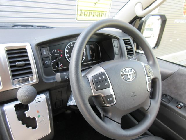 TOYOTA HIACE WAGON 4WD 2025 Image 31