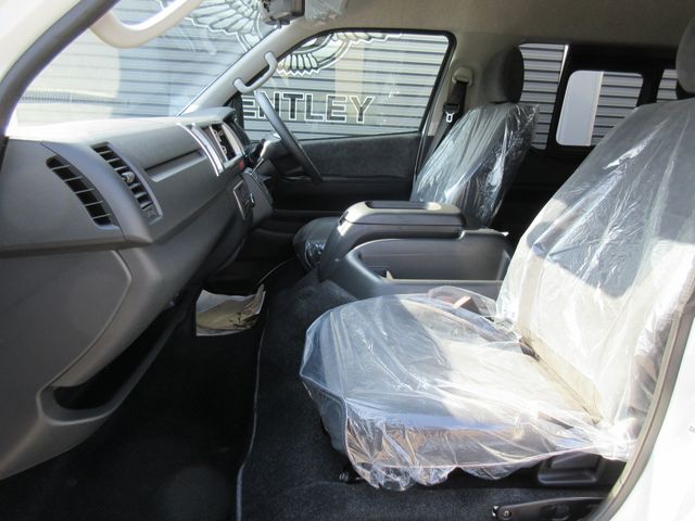 TOYOTA HIACE WAGON 4WD 2025 Image 31